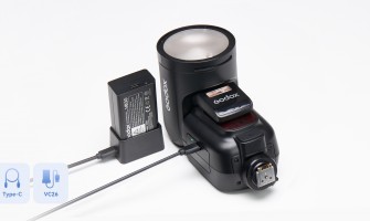 V1 PRO TTL Li-ion Round Head Camera Flash